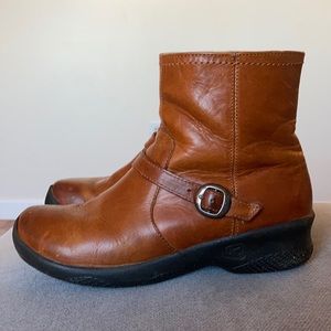 Keen women’s booties